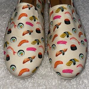 Sushi print TOMS Woman’s size 8 Like new!!!
